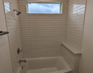 4915 Fisk Street - Photo Thumbnail 23
