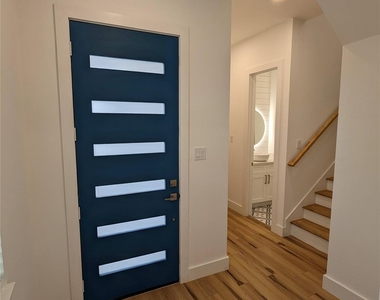 4915 Fisk Street - Photo Thumbnail 15