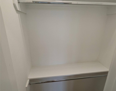 4915 Fisk Street - Photo Thumbnail 20