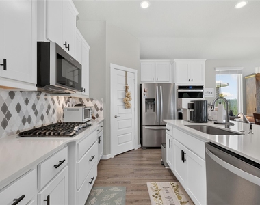 3522 Gore Creek Drive - Photo Thumbnail 23