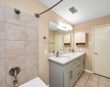 16215 Cypress Trace Drive - Photo Thumbnail 18