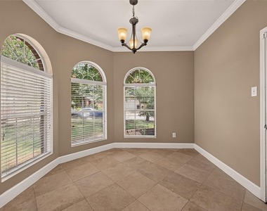 12135 English Brook Circle - Photo Thumbnail 14