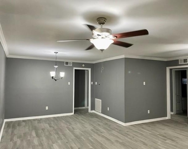 7900 Westheimer Road - Photo Thumbnail 5