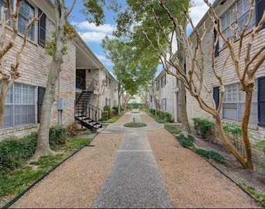 7900 Westheimer Road - Photo Thumbnail 1