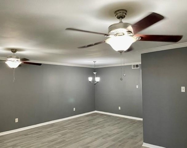 7900 Westheimer Road - Photo Thumbnail 2