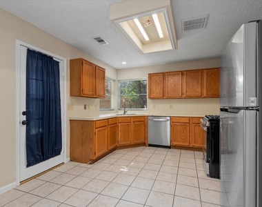 18182 Forest Cedars Drive - Photo Thumbnail 7