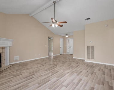 18182 Forest Cedars Drive - Photo Thumbnail 5