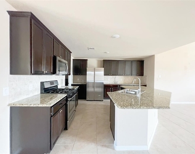 29043 Jacobs River Drive - Photo Thumbnail 7