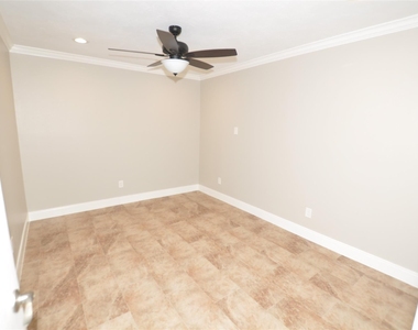26983 Crown Haven Drive - Photo Thumbnail 15