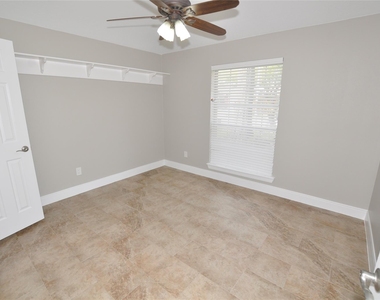 26983 Crown Haven Drive - Photo Thumbnail 13