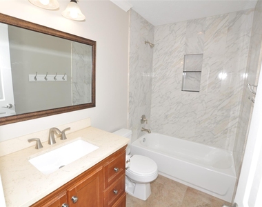 26983 Crown Haven Drive - Photo Thumbnail 14