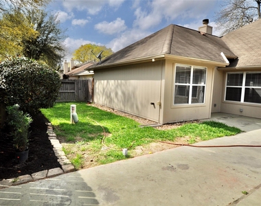 26983 Crown Haven Drive - Photo Thumbnail 20