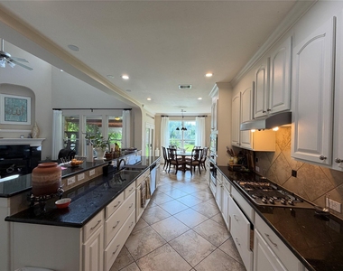 5518 Plumero Meadow Drive - Photo Thumbnail 10