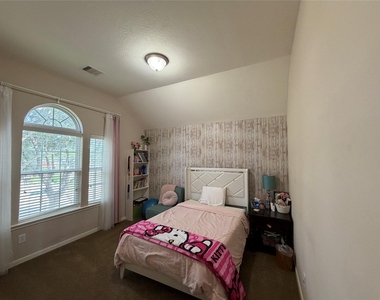 5518 Plumero Meadow Drive - Photo Thumbnail 16