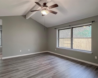 10506 Goldfield Lane - Photo Thumbnail 11