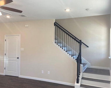 23445 Mcspadon Rd - Photo Thumbnail 4