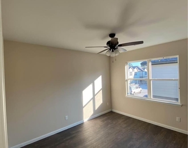 23445 Mcspadon Rd - Photo Thumbnail 7