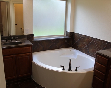 130 E Lasting Spring Circle - Photo Thumbnail 28