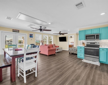 610 Surf Drive - Photo Thumbnail 1
