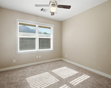 505 Malvern Avenue - Photo Thumbnail 18