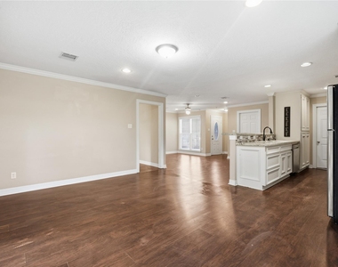 505 Malvern Avenue - Photo Thumbnail 5