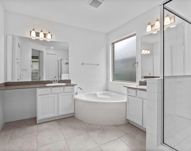 23426 Yaupon Hills Drive - Photo Thumbnail 17