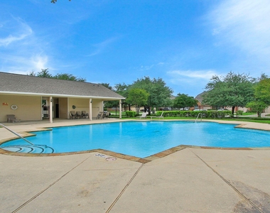 10516 Primo Place - Photo Thumbnail 24