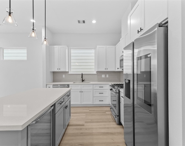 3426 Bolin Road Roads - Photo Thumbnail 3