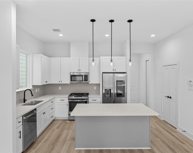 3426 Bolin Road Roads - Photo Thumbnail 4