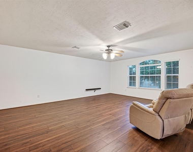 2602 Falcon Knoll Lane - Photo Thumbnail 26