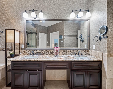 2602 Falcon Knoll Lane - Photo Thumbnail 23
