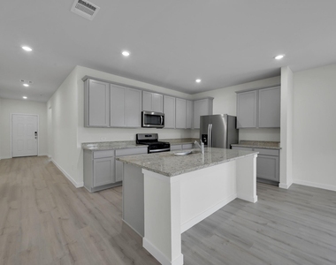 14309 Ash Tree Drive - Photo Thumbnail 3