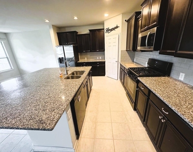 26350 Riley Glen Drive - Photo Thumbnail 8