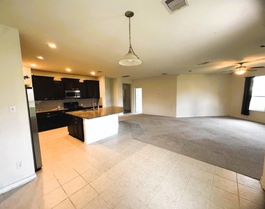 26350 Riley Glen Drive - Photo Thumbnail 11