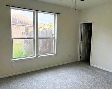 26350 Riley Glen Drive - Photo Thumbnail 16