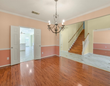 2414 Falcon Knoll Lane - Photo Thumbnail 10
