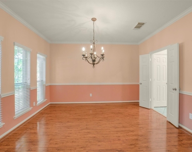 2414 Falcon Knoll Lane - Photo Thumbnail 7