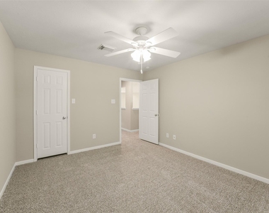 2414 Falcon Knoll Lane - Photo Thumbnail 43