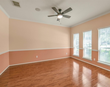 2414 Falcon Knoll Lane - Photo Thumbnail 5