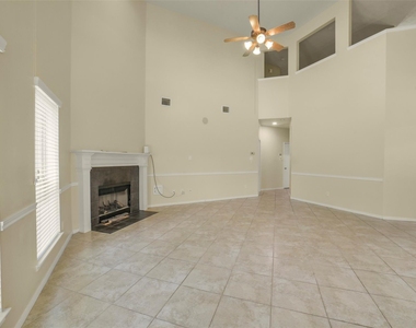 2414 Falcon Knoll Lane - Photo Thumbnail 23