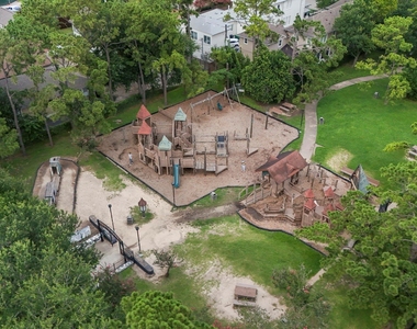 1226 E 23rd Street - Photo Thumbnail 46