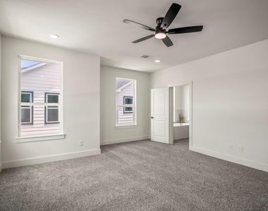 1226 E 23rd Street - Photo Thumbnail 19