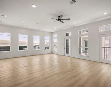 1226 E 23rd Street - Photo Thumbnail 16