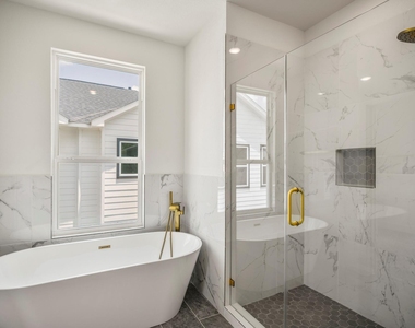 1226 E 23rd Street - Photo Thumbnail 34