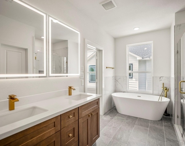 1226 E 23rd Street - Photo Thumbnail 31