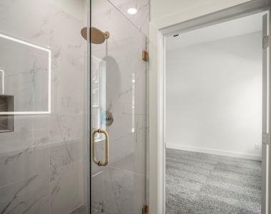 1226 E 23rd Street - Photo Thumbnail 26