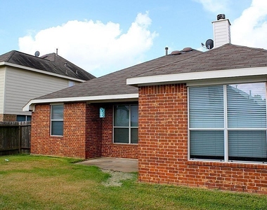 6314 Bonnie Chase Lane - Photo Thumbnail 12