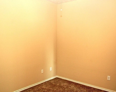 6314 Bonnie Chase Lane - Photo Thumbnail 14