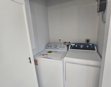 4724 4th           Units    B,c,d,e Street - Photo Thumbnail 14