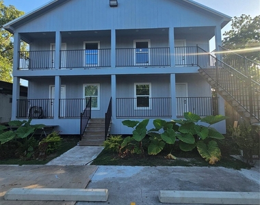 4724 4th           Units    B,c,d,e Street - Photo Thumbnail 17